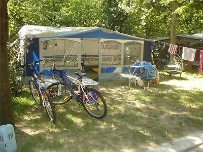 Tahiti Camping And Thermae Bungalow Park