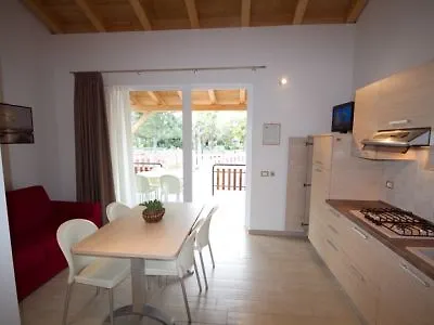 ホテル Tahiti Camping And Thermae Bungalow Park